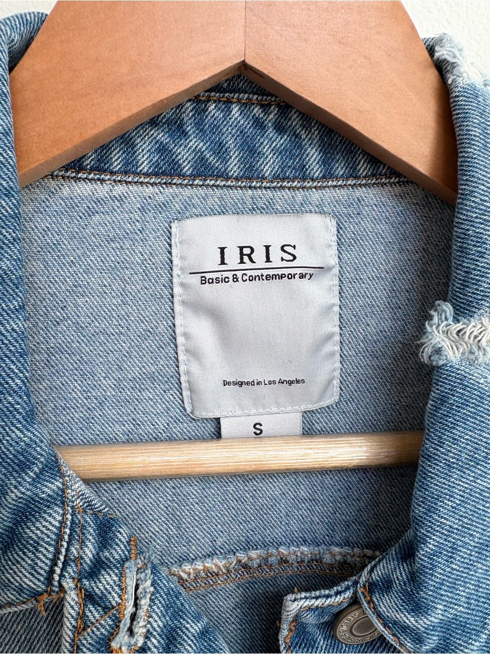 Distressed Jean jacket - Picture 6 of 7